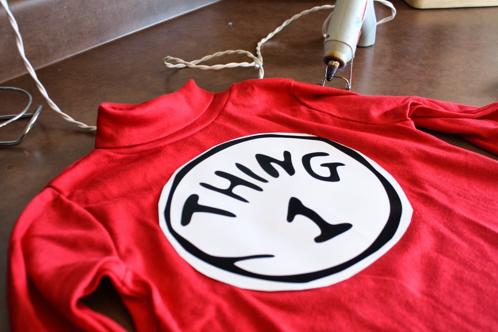 McCash Family Blog Thing 1 2 Freebie Shirt Tutorial And Free Images